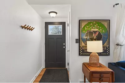 1890 Yorkshire Avenue, Saint Paul, MN 55116 - Photo 2