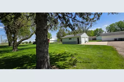 111 Hague Avenue N, Hollandale, MN 56045 - Photo 22