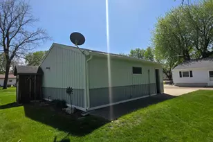 111 Hague Ave N, Hollandale, MN 56045 - Photo 20