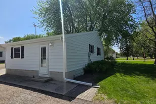 111 Hague Ave N, Hollandale, MN 56045 - Photo 18