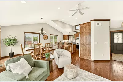 502 Northern Hills Trail, Saint Charles, MN 55972 - Photo 8