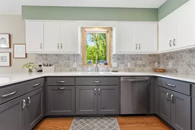 1646 Mayfield Heights Road, Mendota Heights, MN 55118 - Photo 8