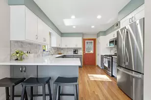 1646 Mayfield Heights Rd, Mendota Heights, MN 55118 - Photo 2