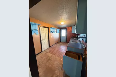 321 Rice Street S, Kasota, MN 56050 - Photo 8