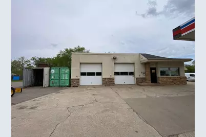 743 E Broadway Street, Monticello, MN 55362 - Photo 2