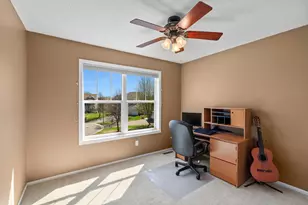 1828 Fescue Cir, Shakopee, MN 55379 - Photo 24