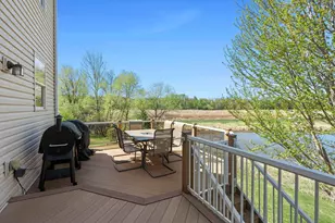 1828 Fescue Cir, Shakopee, MN 55379 - Photo 32