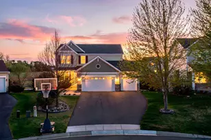 1828 Fescue Cir, Shakopee, MN 55379 - Photo 1