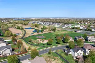 1828 Fescue Cir, Shakopee, MN 55379 - Photo 36