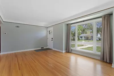4325 Beard Avenue N, Robbinsdale, MN 55422 - Photo 6