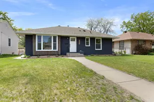 4325 Beard Ave N, Robbinsdale, MN 55422 - Photo 2