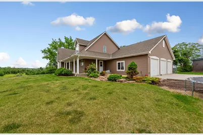 8785 E 275th Street, Elko New Market, MN 55020 - Photo 2