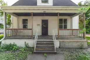 824 9th St N, Fargo, ND 58102 - Photo 2