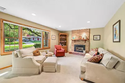 5137 Duggan Plaza, Edina, MN 55439 - Photo 8