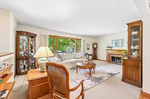 5137 Duggan Plaza, Edina, MN 55439 - Photo 4