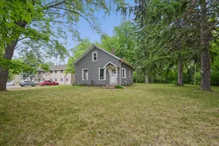 300 Evergreen St, Mora, MN 55051 - Photo 2