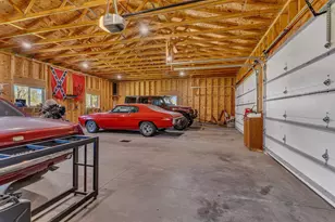 608 E Ash Ave, Olivia, MN 56277 - Photo 24