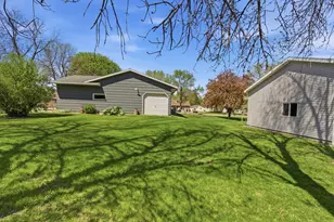 608 E Ash Ave, Olivia, MN 56277 - Photo 30