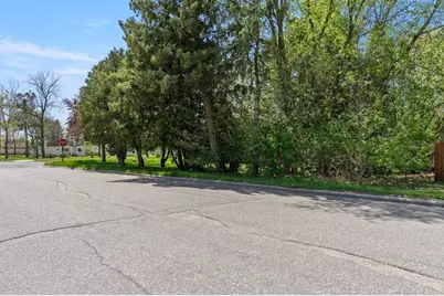 323 4th Street SE, Staples, MN 56479 - Photo 24
