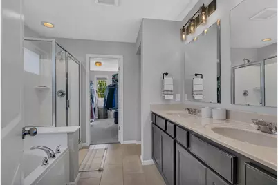 8317 Cottonwood Lane N, Maple Grove, MN 55369 - Photo 32
