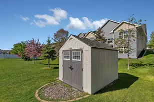 8317 Cottonwood Ln N, Maple Grove, MN 55369 - Photo 46