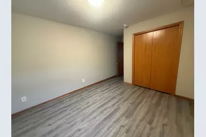 834 Wescott Square, Eagan, MN 55123 - Photo 8
