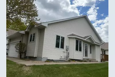 834 Wescott Square, Eagan, MN 55123 - Photo 1
