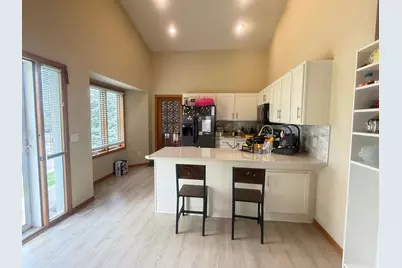 834 Wescott Square, Eagan, MN 55123 - Photo 4
