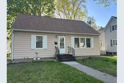 207 S 6th Street, Montevideo, MN 56265 - Photo 1