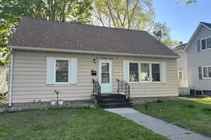 207 S 6th St, Montevideo, MN 56265 - Photo 1