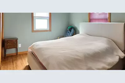 913 E Elm Street, Redwood Falls, MN 56283 - Photo 10