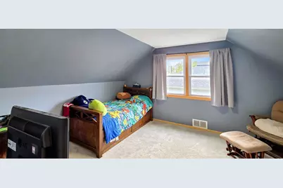 913 E Elm Street, Redwood Falls, MN 56283 - Photo 14