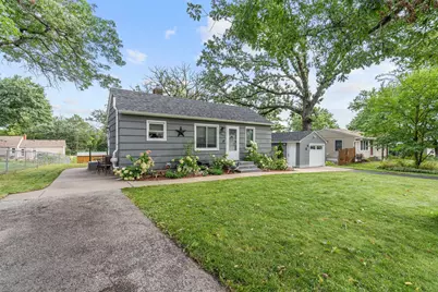 2097 Belmont Lane E, North Saint Paul, MN 55109 - Photo 2