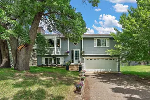 1033 121st Ln NW, Coon Rapids, MN 55448 - Photo 2