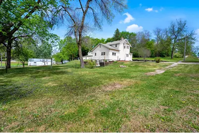 104 Frank Avenue NE, Elysian, MN 56028 - Photo 8