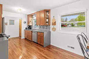 9055 Johnson Ave S, Bloomington, MN 55437 - Photo 8