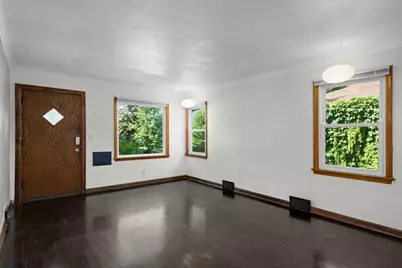 1015 Hubbard Avenue, Saint Paul, MN 55104 - Photo 4