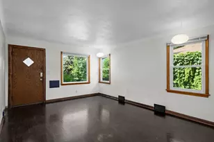 1015 Hubbard Ave, Saint Paul, MN 55104 - Photo 4