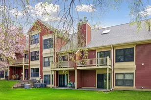 15710 26th Ave N, Plymouth, MN 55447 - Photo 2