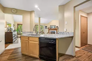 15710 26th Ave N, Plymouth, MN 55447 - Photo 14