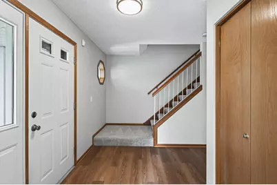 688 Eagle Ridge Road, Woodbury, MN 55125 - Photo 8