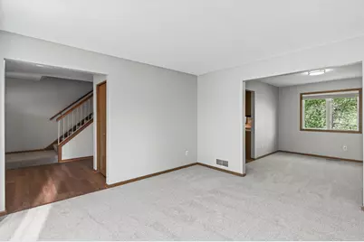 688 Eagle Ridge Road, Woodbury, MN 55125 - Photo 10