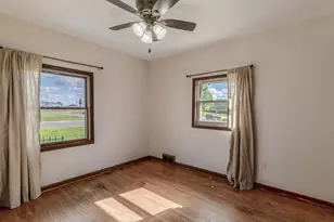 522 1st St SE, Madelia, MN 56062 - Photo 22