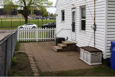 48 Sidney Street E, Saint Paul, MN 55107 - Photo 18