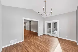 1079 Legend Ln, River Falls, WI 54022 - Photo 8