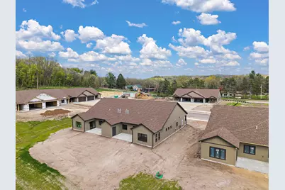 1079 Legend Lane, River Falls, WI 54022 - Photo 18