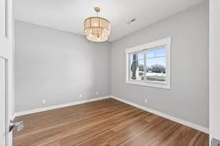 1079 Legend Ln, River Falls, WI 54022 - Photo 14