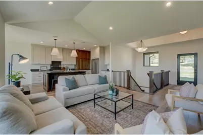 908 Gavin Pass, Hudson, WI 54016 - Photo 8