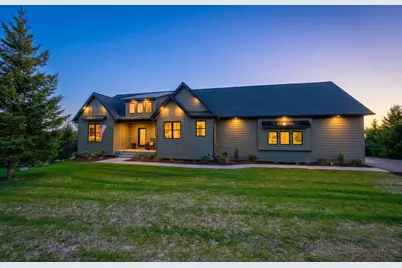 908 Gavin Pass, Hudson, WI 54016 - Photo 4