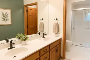 5690 Dunlap Ave N, Shoreview, MN 55126 - Photo 8